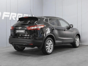 Внедорожник Nissan Qashqai 2015 года, 1525000 рублей, Омск