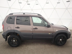 Внедорожник Chevrolet Niva 2018 года, 795000 рублей, Орёл