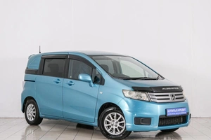 Минивэн Honda Freed 2011 года, 1009000 рублей, Красноярск