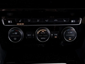 Седан Volkswagen Passat 2017 года, 2219000 рублей, Краснодар