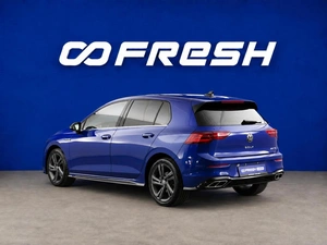 Хетчбэк Volkswagen Golf 2022 года, 2798444 рублей, Москва