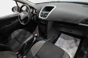 Хетчбэк Peugeot 207 2008 года, 369000 рублей, Новокузнецк