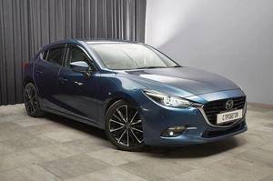 Седан Mazda Axela 2016 года, 1339000 рублей, Красноярск