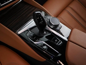 Седан BMW 5 серия 2021 года, 4327077 рублей, Москва
