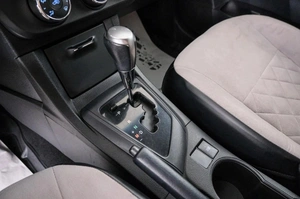 Седан Toyota Corolla 2015 года, 1149000 рублей, Красноярск