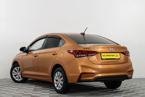 Седан Hyundai Solaris 2017 года, 1469000 рублей, Сургут