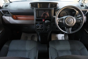Минивэн Toyota Roomy 2019 года, 1099000 рублей, Омск