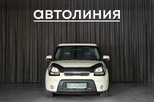 Хетчбэк Kia Soul 2010 года, 799000 рублей, Красноярск
