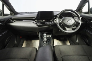 Внедорожник Toyota C-HR 2019 года, 2109000 рублей, Новосибирск