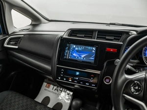 Хетчбэк Honda Fit 2016 года, 975000 рублей, Красноярск