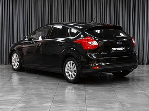 Хетчбэк Ford Focus 2012 года, 919000 рублей, Тюмень