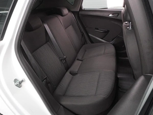 Хетчбэк Opel Astra 2013 года, 899000 рублей, Воронеж