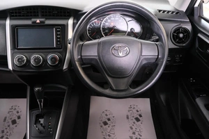 Универсал Toyota Corolla Fielder 2016 года, 1249000 рублей, Омск