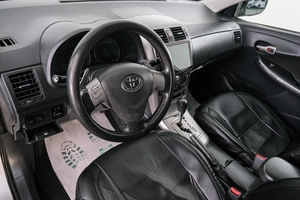 Седан Toyota Corolla 2007 года, 719000 рублей, Красноярск