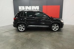 Внедорожник Volkswagen Tiguan 2016 года, 1865000 рублей, Курск