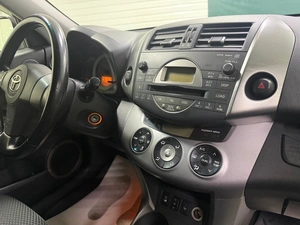 Внедорожник Toyota RAV4 2008 года, 1025000 рублей, Ачинск