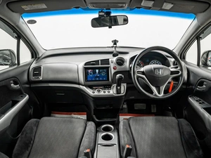 Минивэн Honda Stream 2013 года, 1275000 рублей, Красноярск