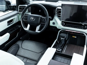 Внедорожник Toyota Sequoia 2025 года, 15000000 рублей, Новоивановское