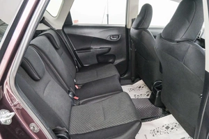 Хетчбэк Toyota Ractis 2011 года, 849000 рублей, Красноярск
