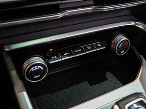 Внедорожник Geely Coolray 2022 года, 2049000 рублей, Волгоград