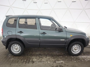 Внедорожник Chevrolet Niva 2012 года, 550000 рублей, Орёл