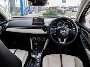 Хетчбэк Mazda Demio 2015 года, 1120000 рублей, Краснодар