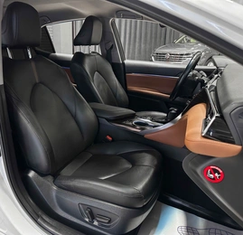 Седан Toyota Camry 2019 года, 2907000 рублей, Красноярск