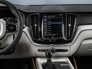Внедорожник Volvo XC60 2018 года, 3669000 рублей, Кирилловка