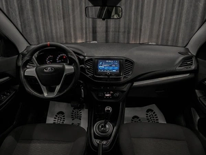 Седан ВАЗ (LADA) Vesta 2017 года, 560000 рублей, Красноярск
