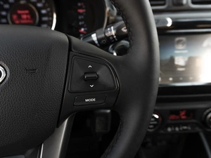 Седан Kia Rio 2012 года, 899000 рублей, Саратов