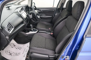 Хетчбэк Honda Fit 2016 года, 999000 рублей, Красноярск