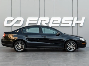 Седан Volkswagen Passat 2010 года, 690000 рублей, Краснодар