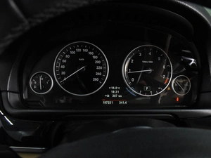 Седан BMW 5 серия 2013 года, 1549000 рублей, Воронеж
