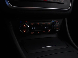Седан Mercedes-benz CLA-класс 2015 года, 1899055 рублей, Москва