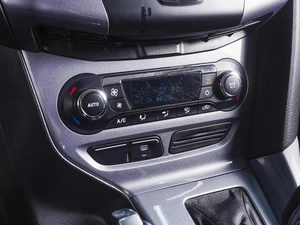 Хетчбэк Ford Focus 2012 года, 870000 рублей, Ростов-на-Дону