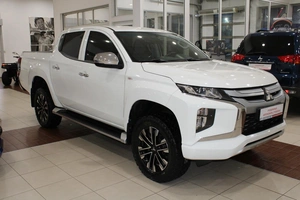 Пикап Mitsubishi L200 2022 года, 3850000 рублей, Красноярск