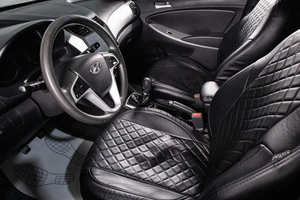 Седан Hyundai Solaris 2012 года, 749000 рублей, Сургут