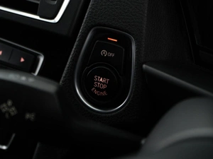 Хетчбэк BMW 1 серия 2015 года, 1495055 рублей, Москва