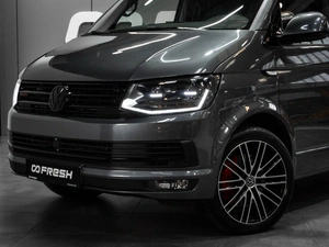 Минивэн Volkswagen Multivan 2018 года, 4770000 рублей, Тюмень