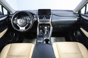 Внедорожник Lexus NX 2017 года, 3399000 рублей, Новосибирск