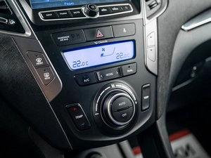 Внедорожник Hyundai Santa Fe 2013 года, 1701000 рублей, Красноярск