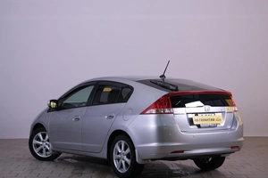 Лифтбек Honda Insight 2009 года, 899000 рублей, Омск