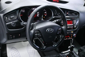 Хетчбэк Kia Ceed 2014 года, 1098000 рублей, Солонцы