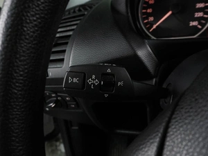 Хетчбэк BMW 1 серия 2011 года, 879000 рублей, Воронеж