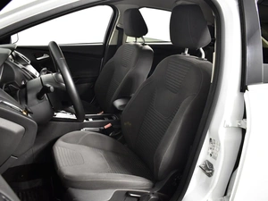 Хетчбэк Ford Focus 2015 года, 999900 рублей, Казань