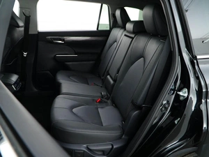 Внедорожник Toyota Highlander 2026 года, 5199046 рублей, Москва