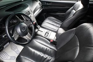 Седан Subaru Legacy 2011 года, 1119000 рублей, Сургут