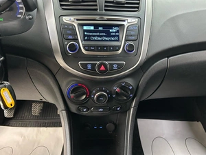 Седан Hyundai Solaris 2015 года, 995000 рублей, Обнинск