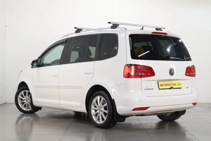 Минивэн Volkswagen Touran 2011 года, 1199000 рублей, Челябинск