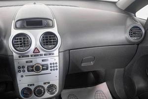 Хетчбэк Opel Corsa 2012 года, 449000 рублей, Кемерово